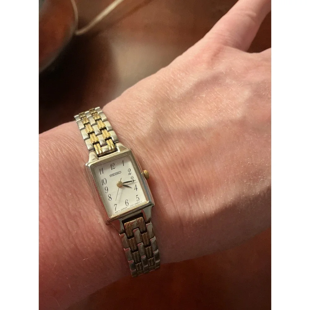 Seiko Womens Two Tone Tank Watch 1N01-0FH0 Silver Gold Rectangular White Dial